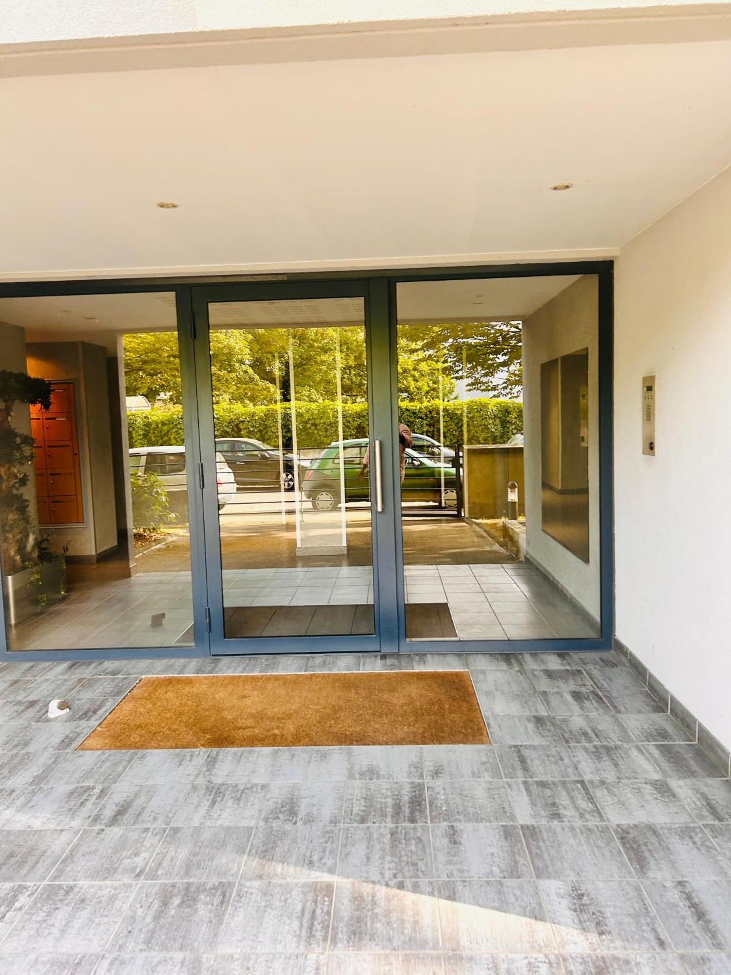 Chambre Prive Classe Villeurbanne Exterior foto